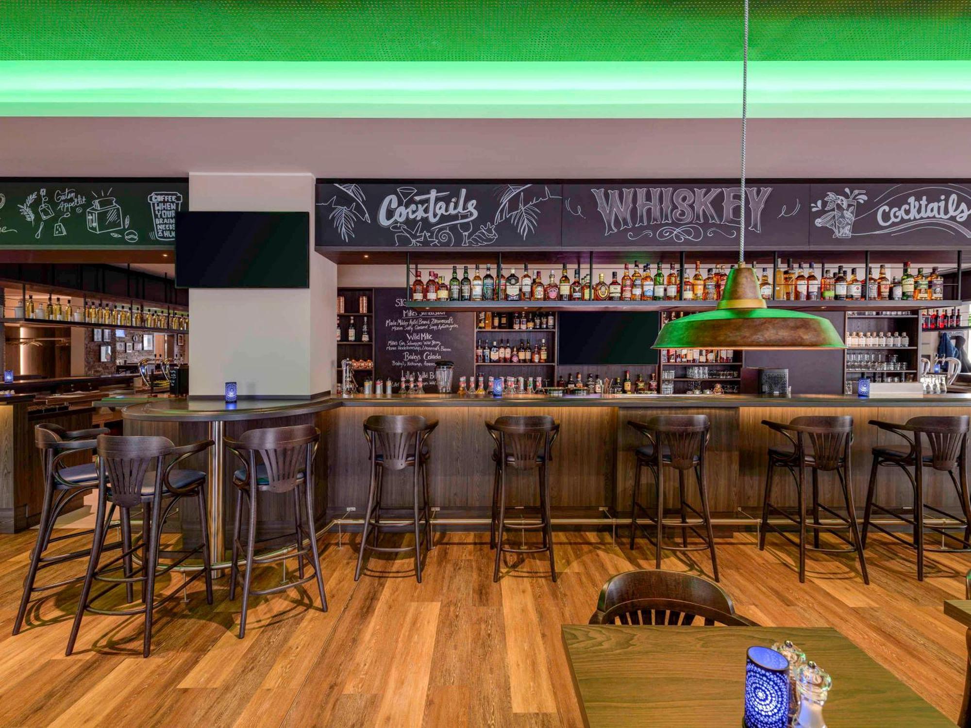 Ibis Styles บาดไรเฮนฮัล ภายนอก รูปภาพ