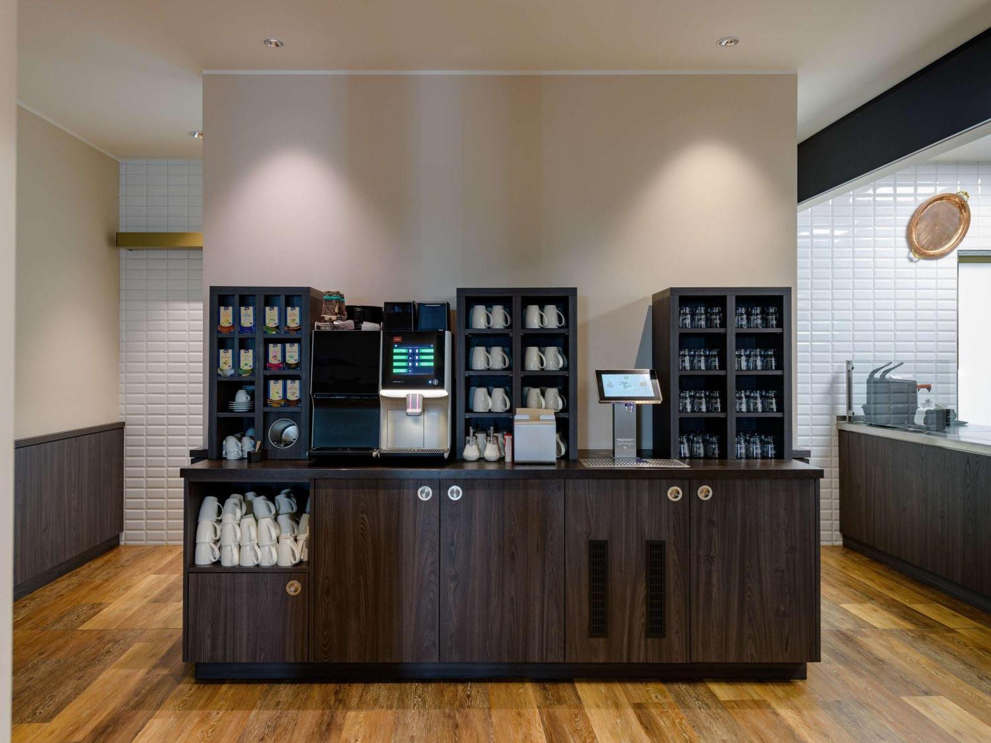 Ibis Styles บาดไรเฮนฮัล ภายนอก รูปภาพ
