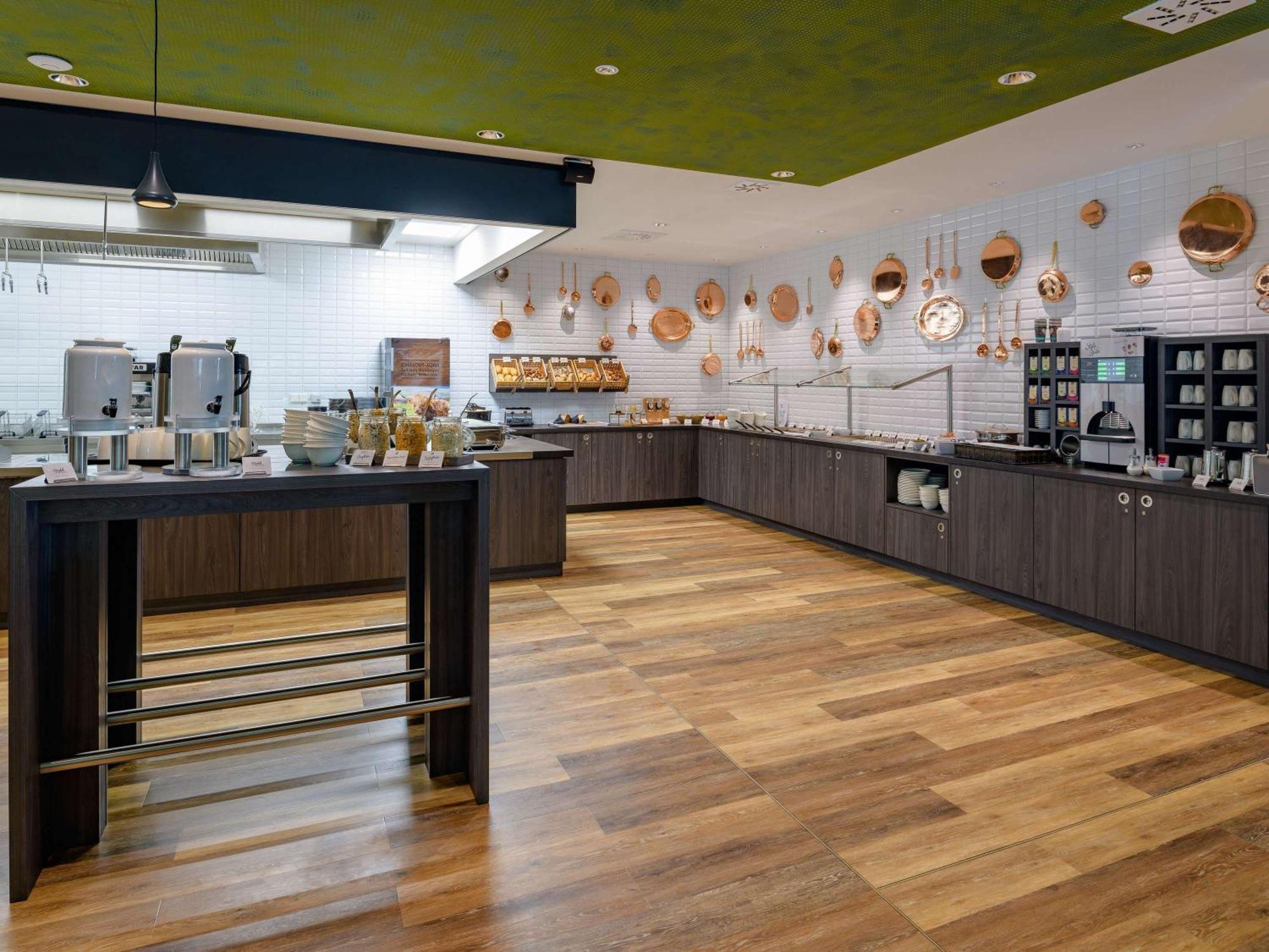 Ibis Styles บาดไรเฮนฮัล ภายนอก รูปภาพ