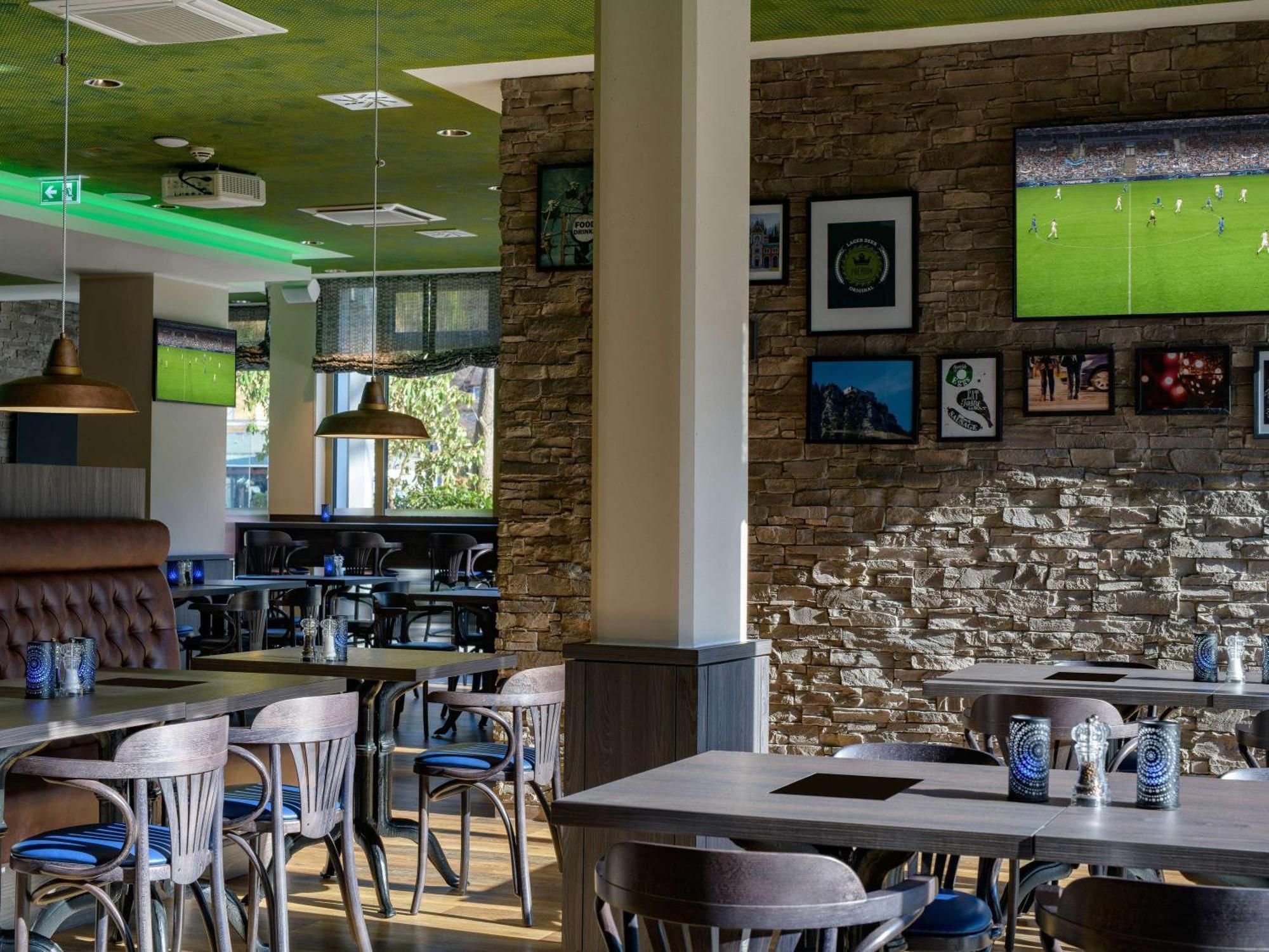 Ibis Styles บาดไรเฮนฮัล ภายนอก รูปภาพ