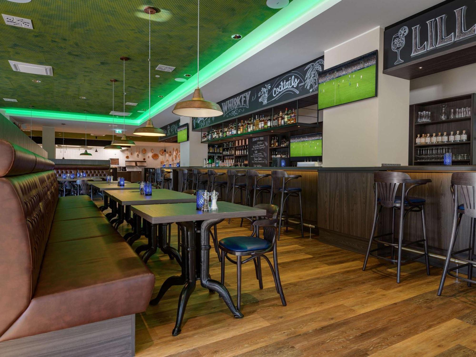 Ibis Styles บาดไรเฮนฮัล ภายนอก รูปภาพ